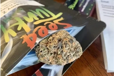Hur man beställer ogräsleverans online med Leafly